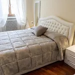 게스트하우스 Domus Fontis Pescaia 4*