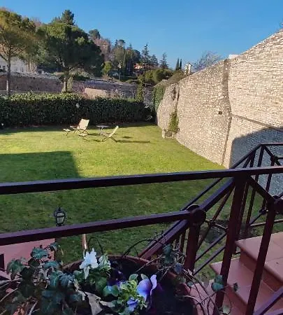 Domus Fontis Pescaia 4* スポレート