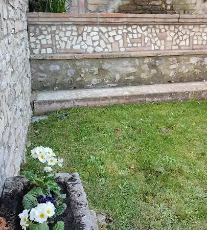 Domus Fontis Pescaia Casa de hóspedes 4*