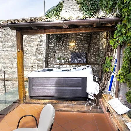 ゲストハウス Domus Fontis Pescaia