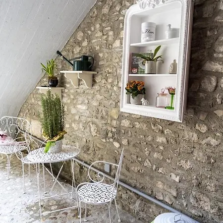 Domus Fontis Pescaia Pensionat 4*