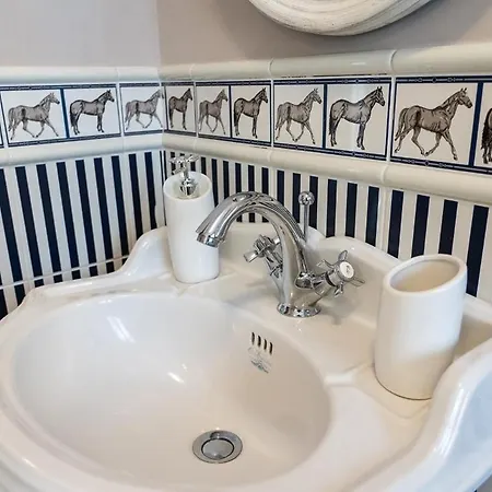 Domus Fontis Pescaia 4* スポレート