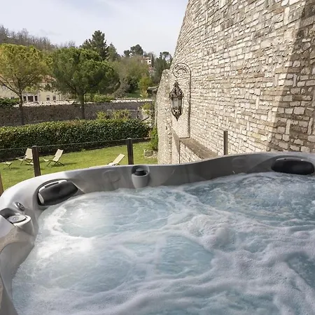 Domus Fontis Pescaia スポレート