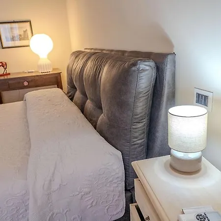 ゲストハウス Domus Fontis Pescaia スポレート