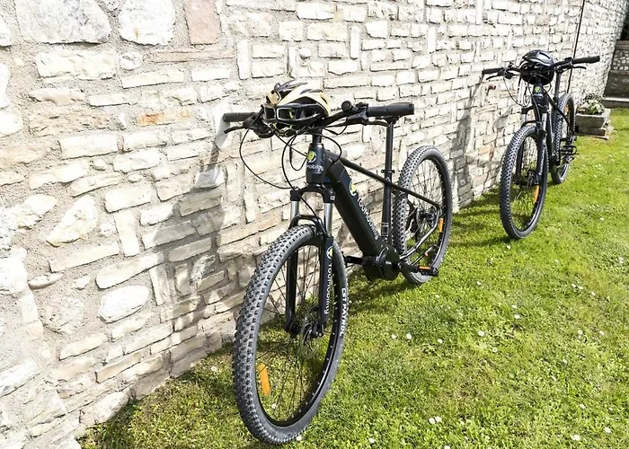 Domus Fontis Pescaia 招待所