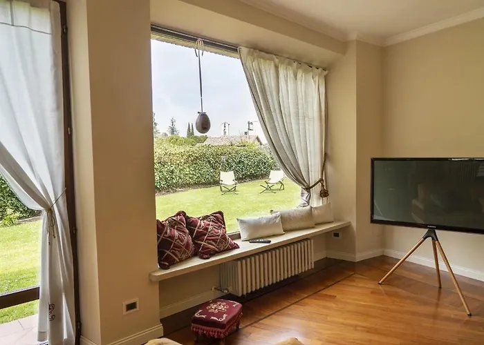 招待所 Domus Fontis Pescaia 4*