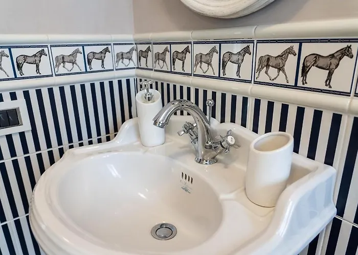 Domus Fontis Pescaia 4* 斯波莱托