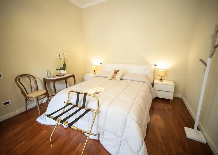 Domus Fontis Pescaia 招待所 4*