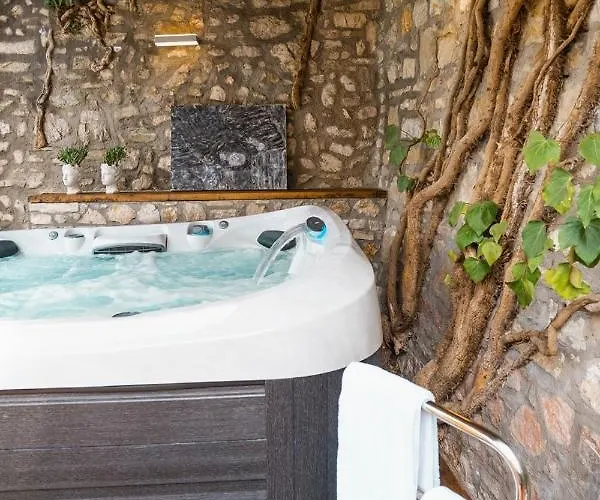 Domus Fontis Pescaia 4* 斯波莱托