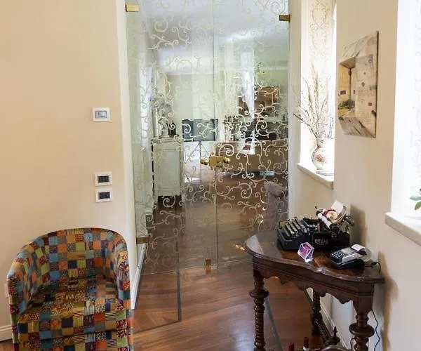 Domus Fontis Pescaia 招待所 斯波莱托